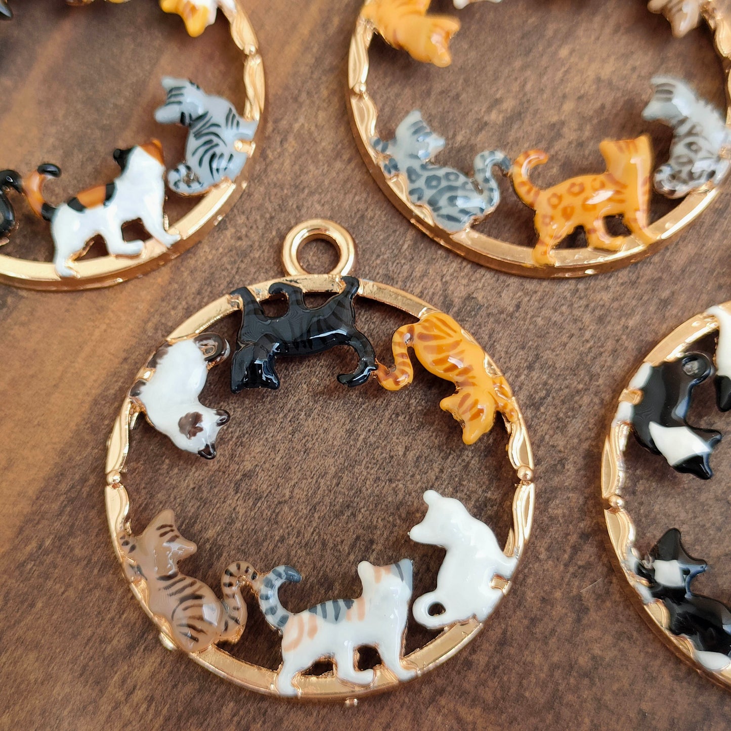 猫集会　ピアス・イヤリング